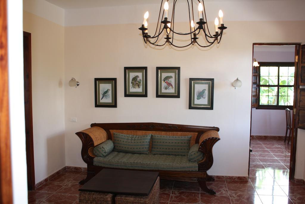 Apartamentos Finca La Cruz Тазакорте Стая снимка